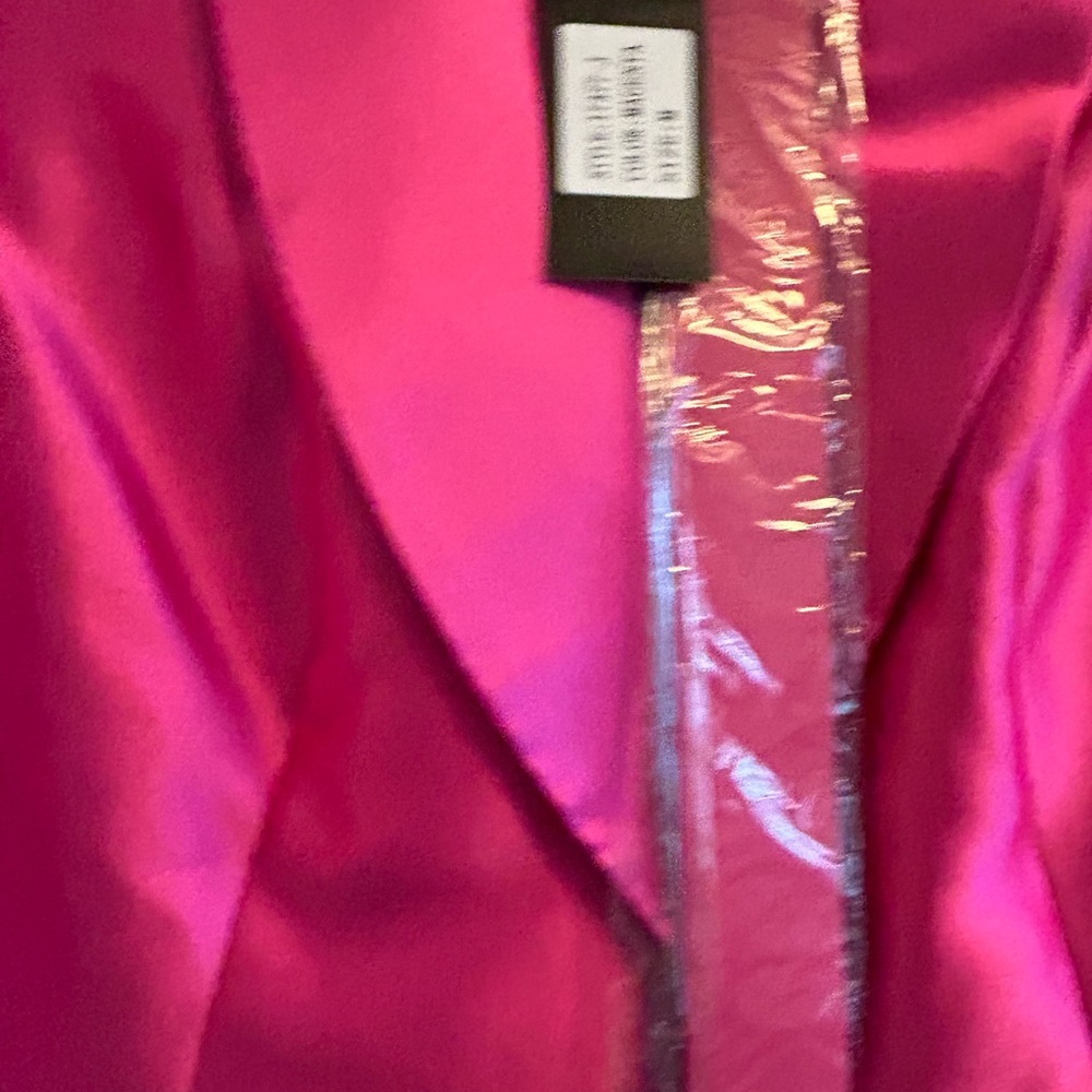 Beautiful pants bought wrong size! Never worn tags